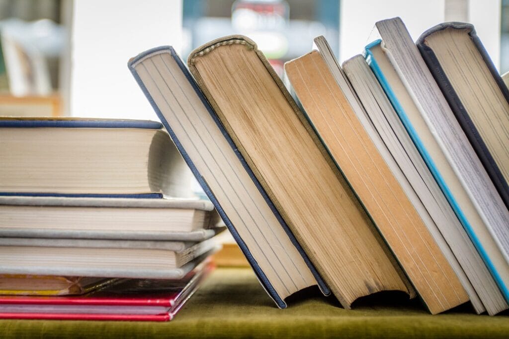 second hand books in a row on a market stall old 2026 01 07 01 43 40 utc
